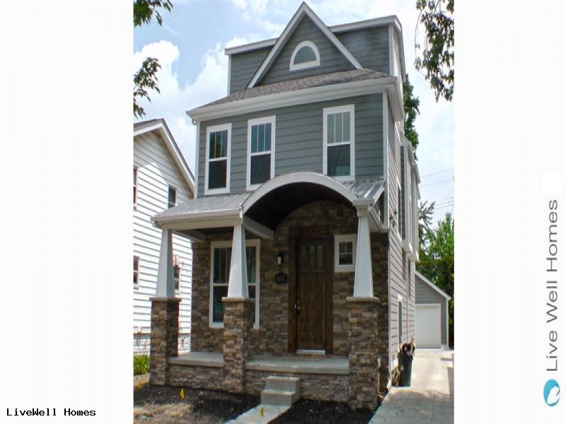 808 Bird Ave Birmingham, MI 48009