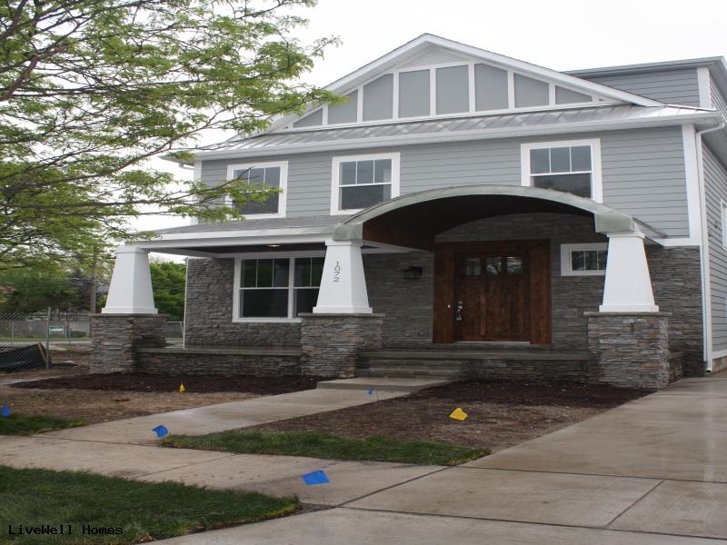 1072 Davis Road, Birmingham, Michigan 48009